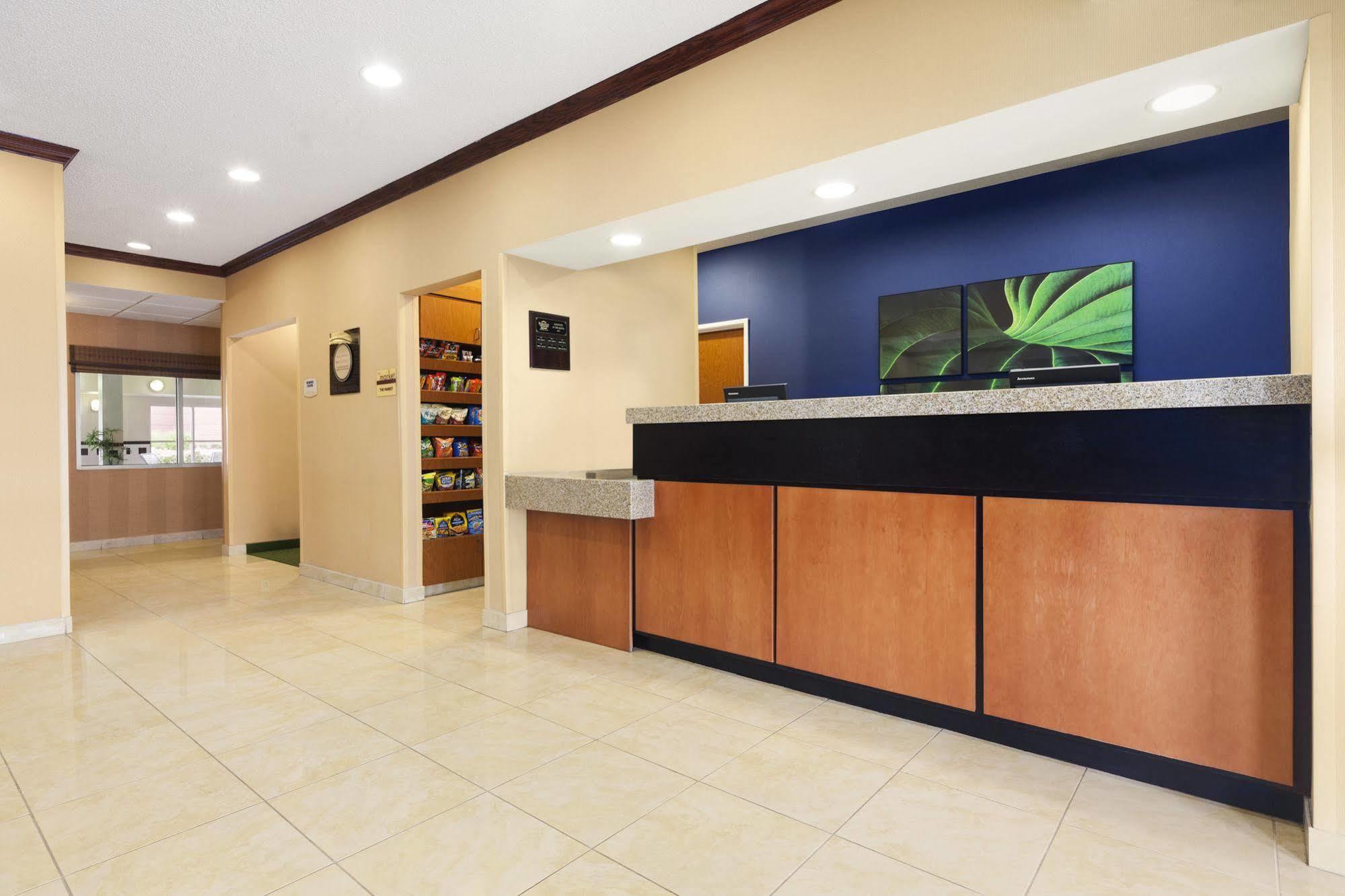 Fairfield Inn By Marriott Forsyth Decatur Экстерьер фото